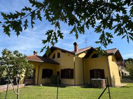 AirSisters Home, hotel sa Ferno