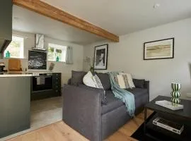 Lily Cottage