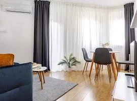 Modern Apt - Free Parking - 15min to City Center