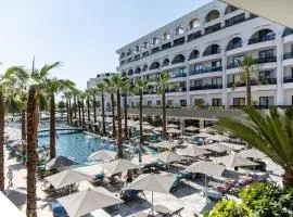 Fafa Aqua Palace Resort & SPA