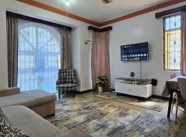 Modern 1 Br Apartment near Nyali Cinemax with AC Hot water