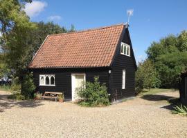 Hedgerow Barn, Great Green, Thurston, Suffolk, ξενοδοχείο σε Pakenham