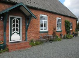 FeWo 2 - Haus Lorenzen, Hotel in Hörsten