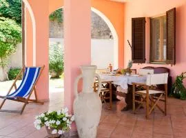 Quercianella Relax in Villa with Patio & Garden
