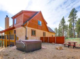 8 Mi to Staunton State Park Mtn-View Hideaway!, hotel di Conifer