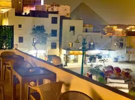 Pyramids Alaadein Square