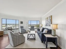 261 Captains Quarters