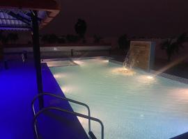 Entire Beach villa with swimming pool in ECR, hotel v mestu Cheyūr