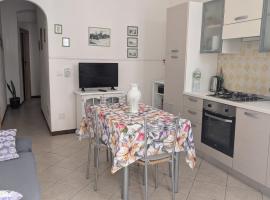 Casa Danero "U dabassu" - Centro storico di Carloforte, hotel a Carloforte