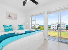 Big Bay Beach Club H23