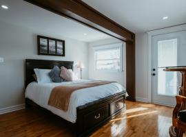 Signal Hill Lookout | 2 Bed 2 Bath | Harbour View, hotel di St. John's