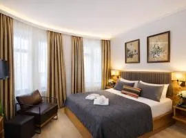 Double DD Hotel