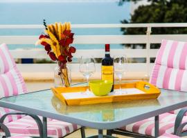 Villa Effe a Lavinio - front of the sea, hotel u gradu Ancio