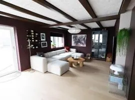 Luxury Heritage House in Gjogv