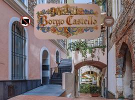 Borgo castello - trekking point - 8 min Sea - AC, hôtel à Loano
