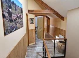 Grande maison de village entiérement rénovée、Ispagnacのホテル