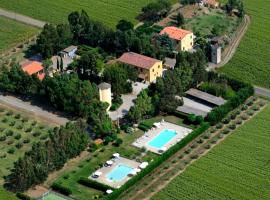 Agriturismo Le Pescine, hotel in Vada