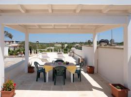 Casa Gino a 70 mt dalla Spiaggia di Punta Prosciutto, hotel a Punta Prosciutto