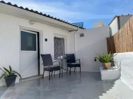 Kritamos Beach House - Near the Beach with Easy Parking