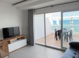 Departamento Frente al Mar en pleno centro con parrilla privada 1, hotell sihtkohas Las Grutas