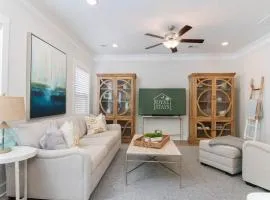 Southern Charming New Home-Mins to Beach & DT