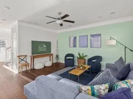 The Cozy Vibes-6 beds-Fenced in Backyard