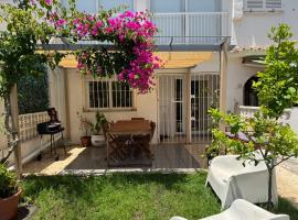 Playa Paraíso 86 Holiday Home Next to the Beach, hotell i Manilva