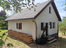 Ferienhaus Schlosswaldblick im Erzgebirge, готель у місті Beierfeld
