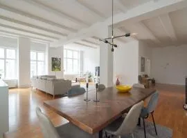 Super stylish 3-bedroom apartment in City Center