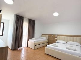 Hotel Margjokaj2 Velipoje, khách sạn ở Velipojë