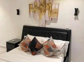 Luxury 2bedroom at Embassy Gardens