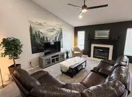 Cherry Hill Retreat w Hot Tub and Close to SLC