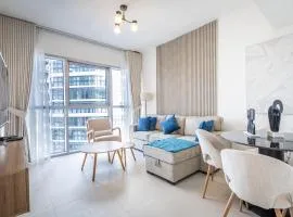 Modern Reem Island stay with stunning view