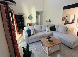 World Cup Stay Sleeps 8, DT 20 Min, Arrowhead 20 Min