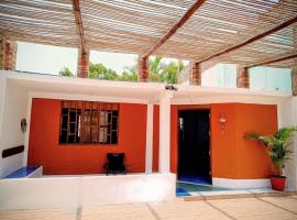 Casa Delfín Cerro Azul 160 m, hotel din Cerro Azul