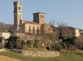 La pivoine de Montmiral 7 personnes