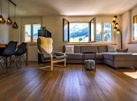 Chuenislodge1 Neu, grosse Terrasse & Designerofen, prächtige Aussicht