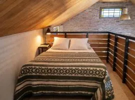 Casa quinta con pileta en City Bell - Arturo Seguí