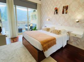 Vale de Azereiros Apartamentos - Alojamento no Gerês, готель у місті Жереш