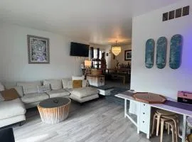 Refined Coastal Getaway Townhouse near Beach & Bay