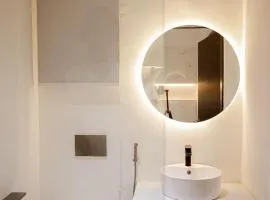 The Hudson Apartment