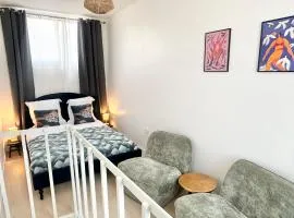 Gîte Verdun - maisonnette avec parking privé
