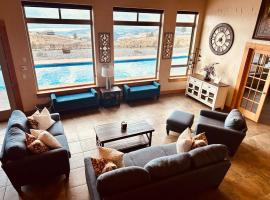 Alpine Luxury Chelan Vacation Rentals, hotell i Chelan