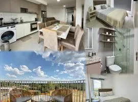 Departamento a 5 min del Aeropuerto Piscina y Terraza