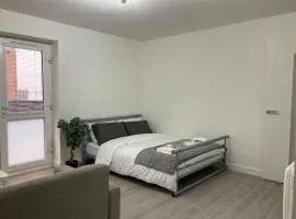 Thames Riverside Studio, Gravesend