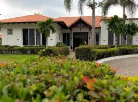 Villa de lujo con piscina de ensueño