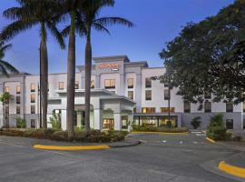 Hampton By Hilton San Jose Airport Costa Rica, hotell i Alajuela