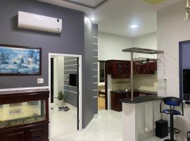 Một Phòng Trong Villa View Sân Vườn, Hồ Bơi, hotel i Ấp Phú Khương