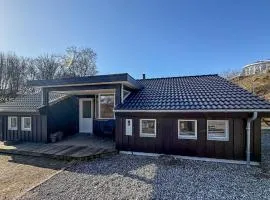 Lovely Home In Ebeltoft With Sauna