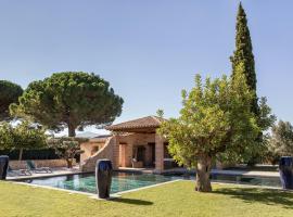 Character Villa Between Sea And Mountains, Hotel in Elne